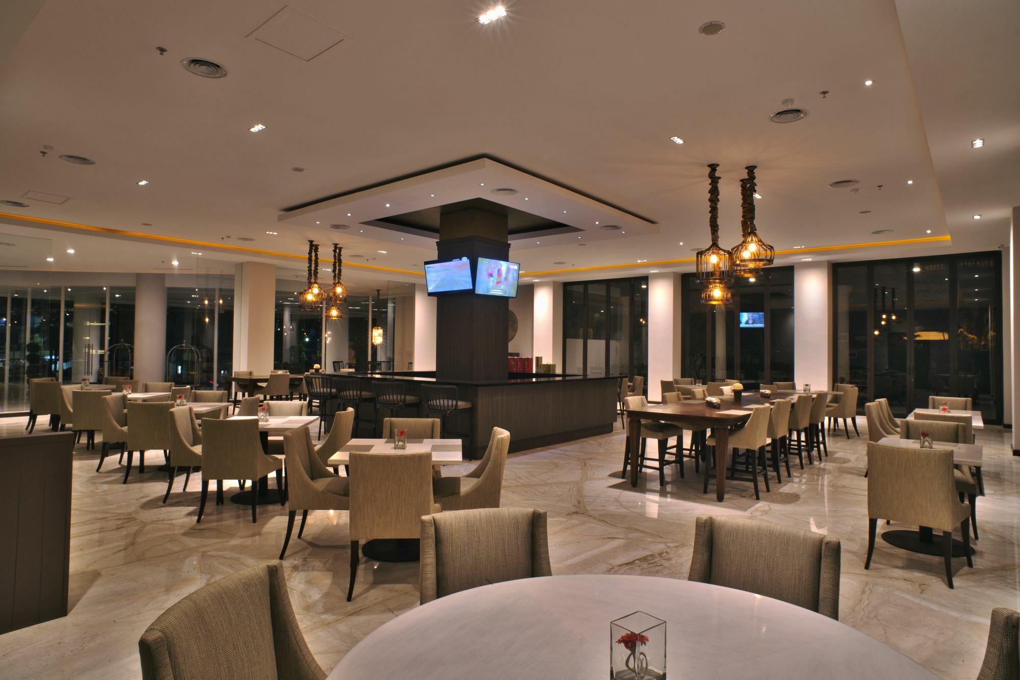 Royal Padjadjaran Hotel Bogor Exterior photo