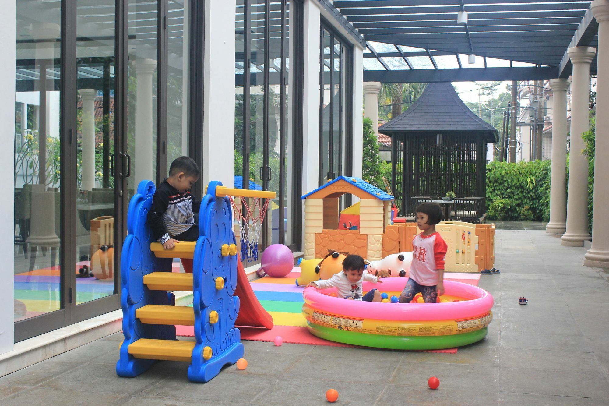 Royal Padjadjaran Hotel Bogor Exterior photo
